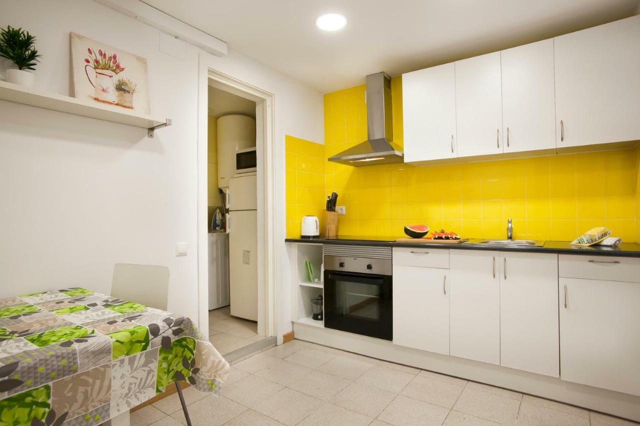 Bbarcelona Family Flat Apartment Bagian luar foto