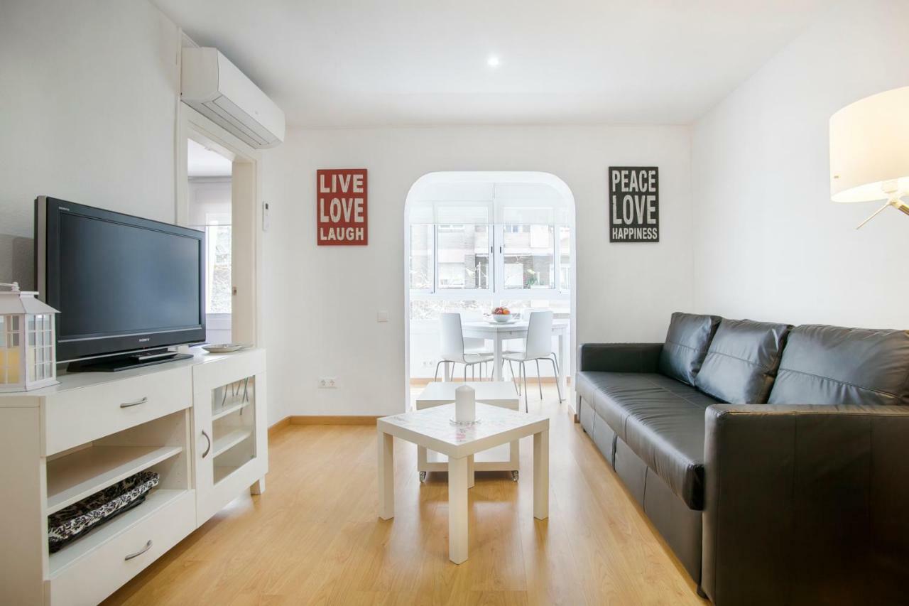 Bbarcelona Family Flat Apartment Bagian luar foto
